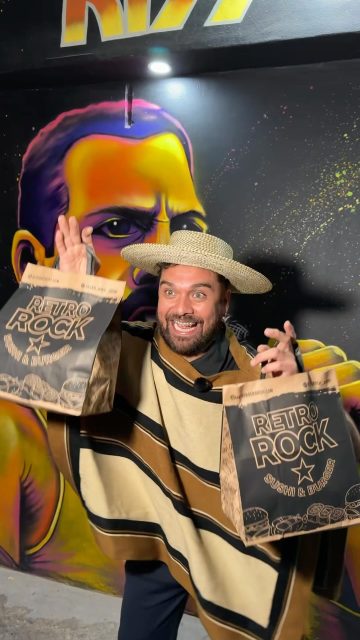 🇨🇱 ¡Septiembre se celebra, pero en Rock! 🔥

Sushi, hamburguesas y harto sabor pa’ disfrutar estas Fiestas Patrias como corresponde 🍣🍔

Porque podrá faltar el asado… pero jamás un buen bajón 😎